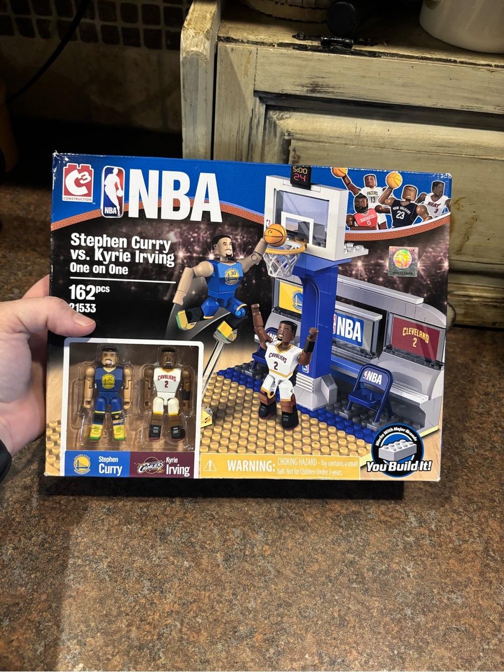 NBA Building Set with Blue and White Team Figures